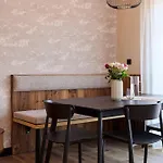 Binnendiek Haus 1 12 *