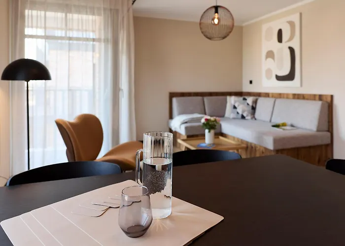 Binnendiek Haus 1 12 *